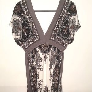 Baileyblue Women’s Double Plunge Gray Paisley V-Neck Dress Size Large